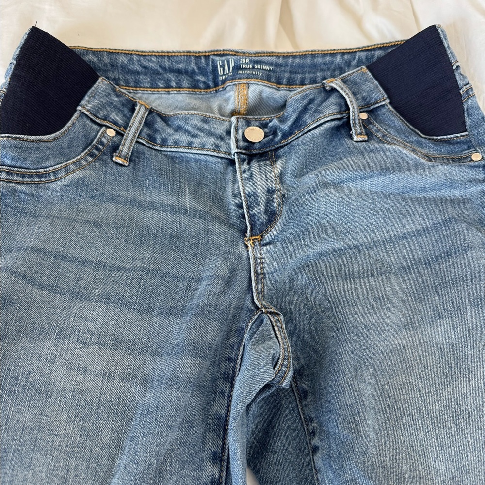 Gap Maternity jeans - size 28